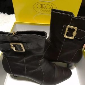 Joan & David Grayton Size 6.5 M   Ankle Boots